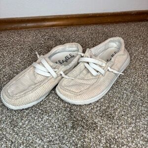 Gypsy Jazz Cream Corduroy Casual Shoes Women’s Size 6